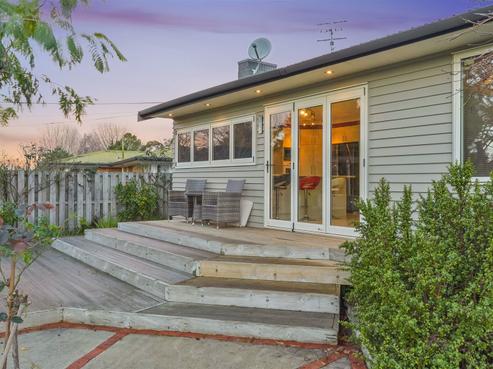 14 Cleveland Street, Bader