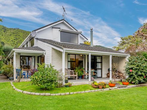 21 Winara Avenue, Waikanae