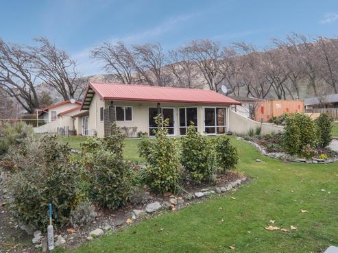 15A Heuchan Lane, Wanaka