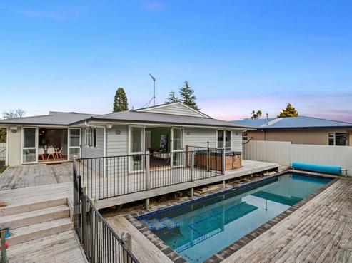 15 Eton Drive, Hillcrest