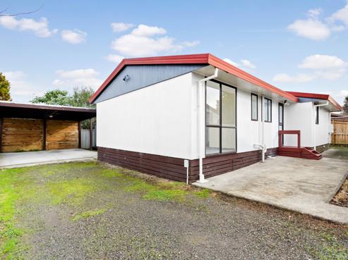 2/8 Cameron Place, Ranui