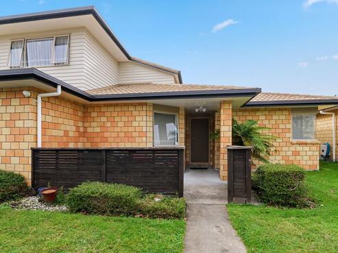 53/64 Kawaha Point Road, Kawaha Point