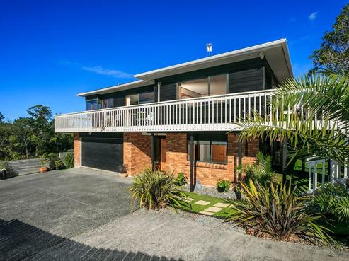 2/112 Arran Road, Browns Bay