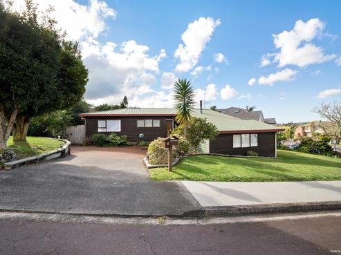 8 Oakpark Place, West Harbour