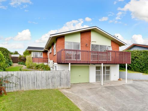 21 Sunnyhills Avenue, Glenview