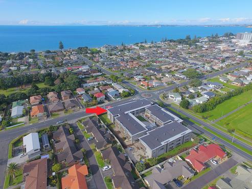 305/252 Centreway Road, Orewa