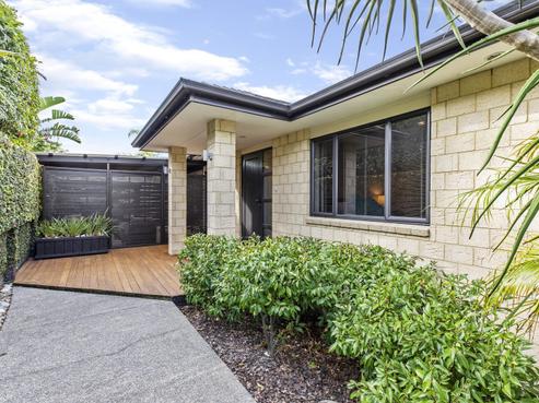 8 Havilah View, Army Bay