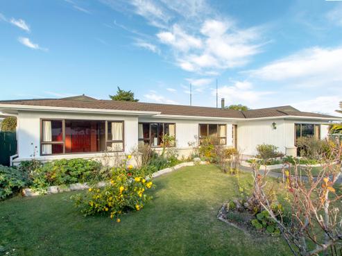 7 Ryan Crescent, Greenmeadows