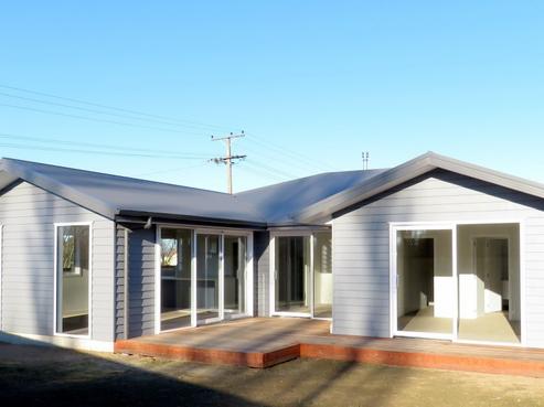 90 Weston Road, Weston