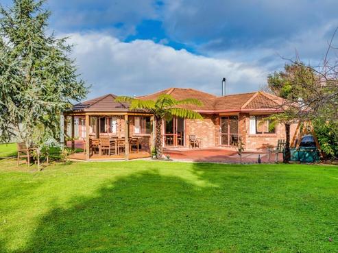 7 Tararua Crescent, Otaki
