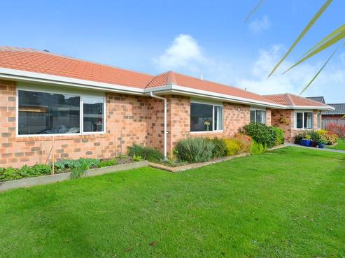 2 Resinosa Street, Trentham