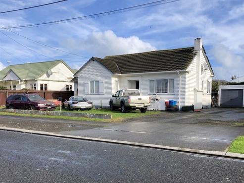 19 Grant Vc Street, Hawera