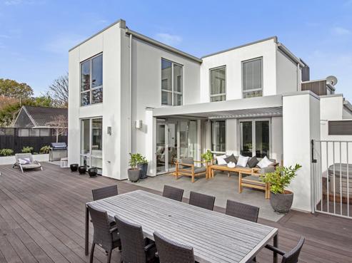 13 Roa Road, Fendalton