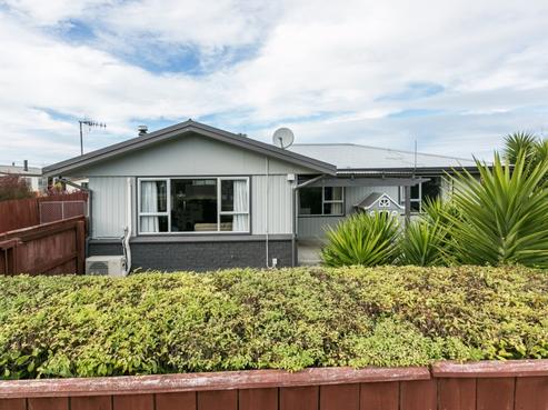 418 Kennedy Road, Pirimai