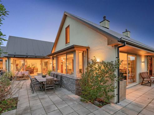2/108 Holmes Road, Tai Tapu