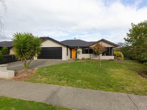 46 Starveall Street, Brightwater