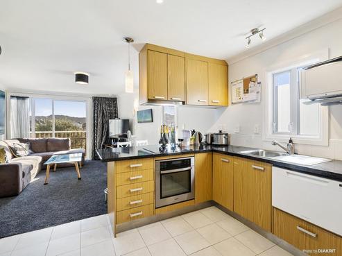 13E Lawrence Street, Newtown