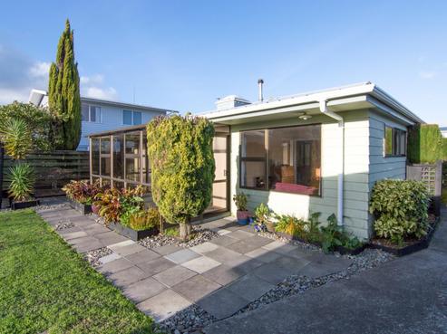 45 Lockhart Avenue, Milson