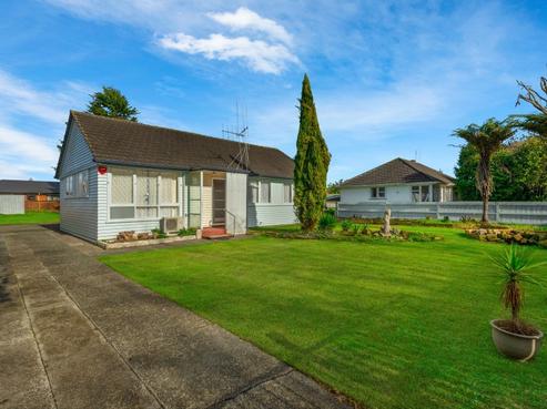 20 Montgomery Crescent, Bader