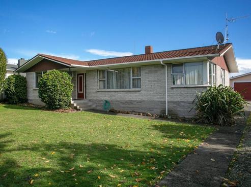 6 Hillary Place, Leamington