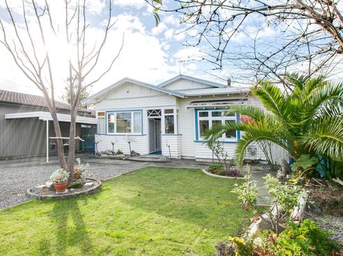 105 Nelson Crescent, Napier South