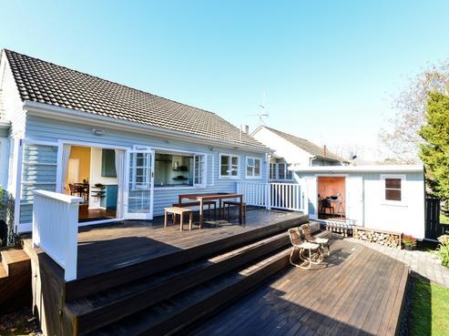 42 Jellicoe Drive, Hamilton East