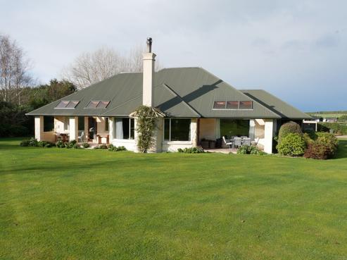 44 Rolling Ridges Road, Levels