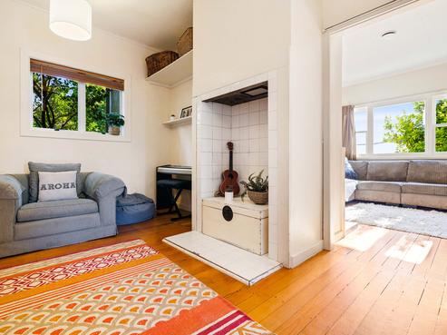 6 Willowbrook Place, Titirangi