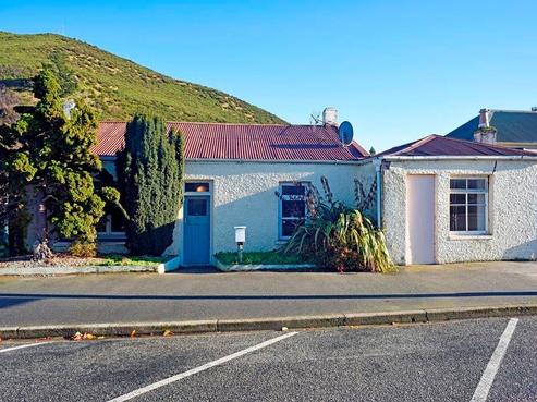 129 Scotland Street, Roxburgh