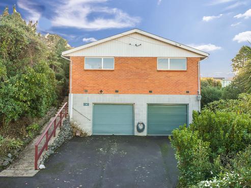 14 Middleton Road, Kew