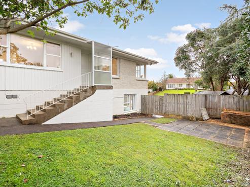1/12 Meadway, Sunnyhills
