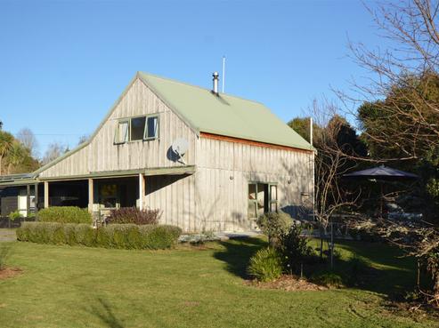 16 Oioi Street, Owhango