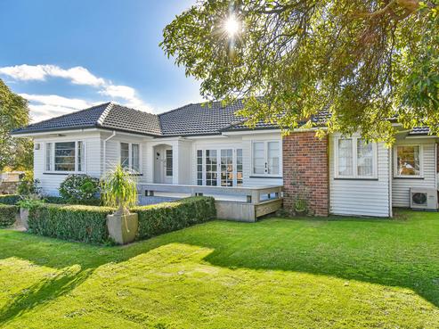 1/101 Beach Road, Pahurehure