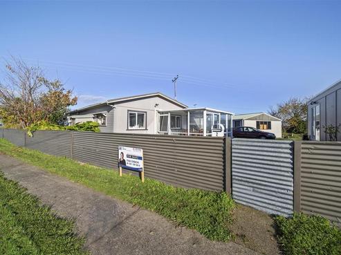 2 Grey Street, Normanby