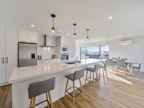 5A Estate Grove, Inglewood