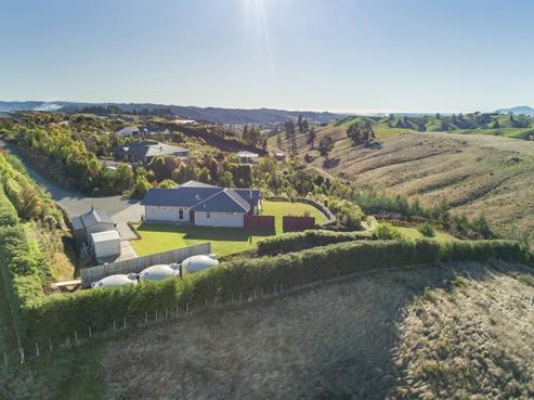 6 Moneymore Place, Wakefield