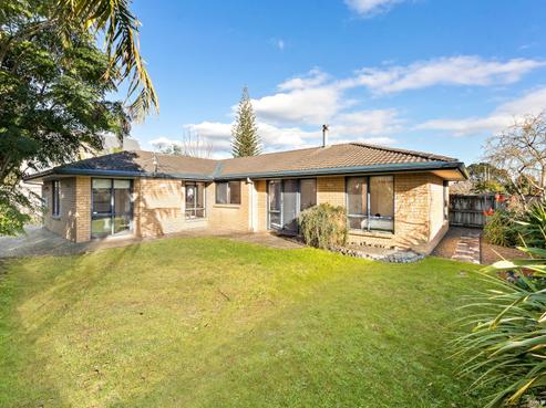 1A River Road, Te Atatu Peninsula