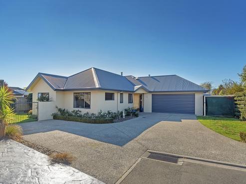 10 Heritage Crescent, Richmond