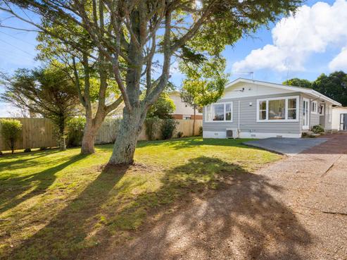 17 Albert Road, Kelston