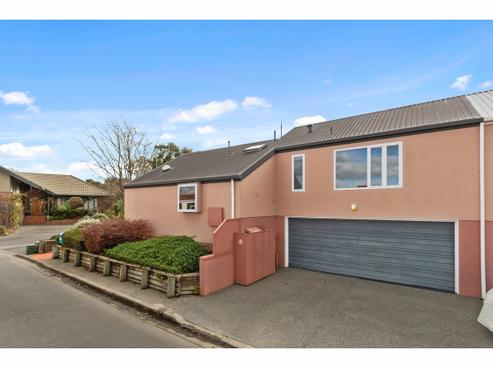 132B Warren Crescent, Hillmorton