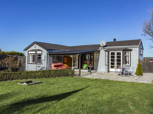 1 Geisha Road, Waikuku