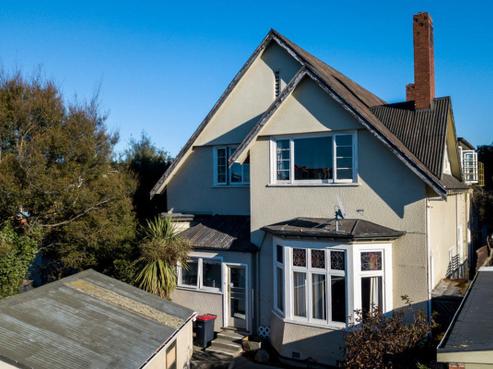 8 Albert Street, Seaview