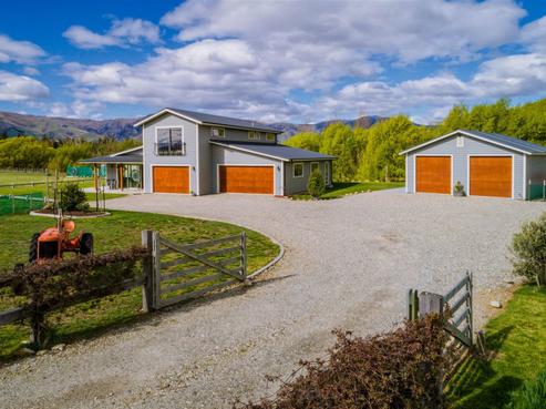26 Church Road, Luggate