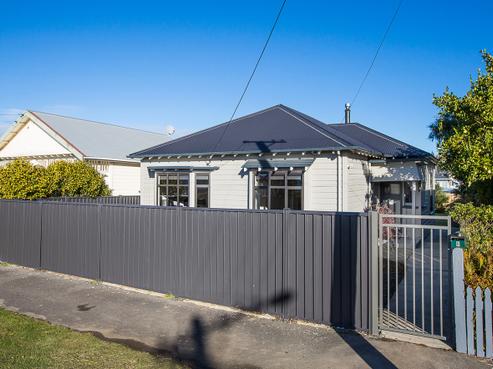 8 Alma Street, Saint Kilda