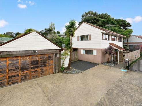 2/532 Whangaparaoa Road, Stanmore Bay