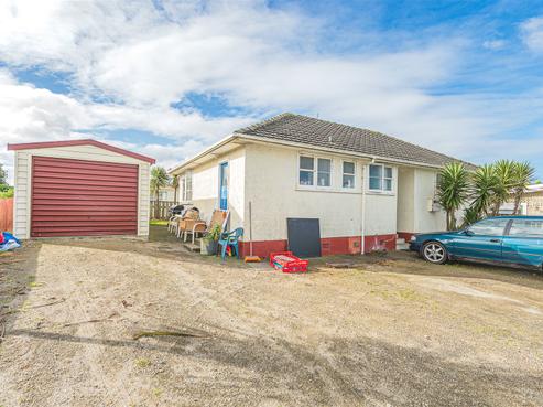 38 Egmont Street, Castlecliff