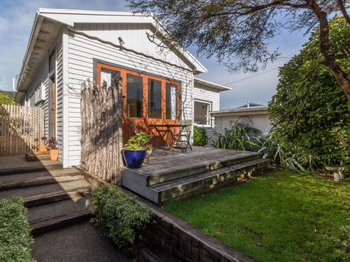 9 Konini Street, Eastbourne