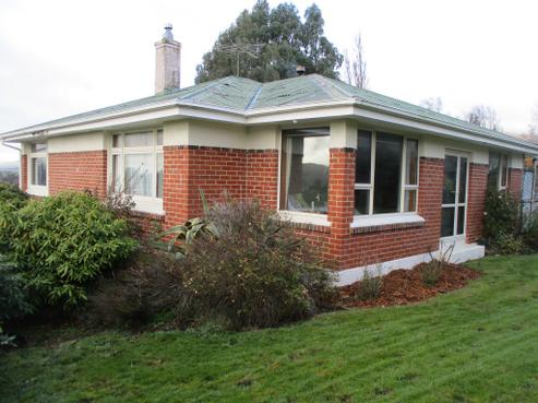 3 Merrie Creek Road, Clinton and Surrounds