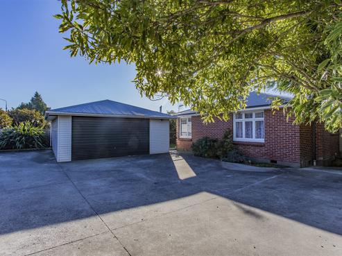 36 Main North Road, Woodend