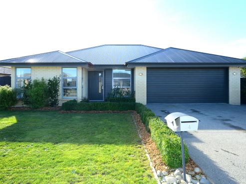 4 Greenstone Street, Rolleston